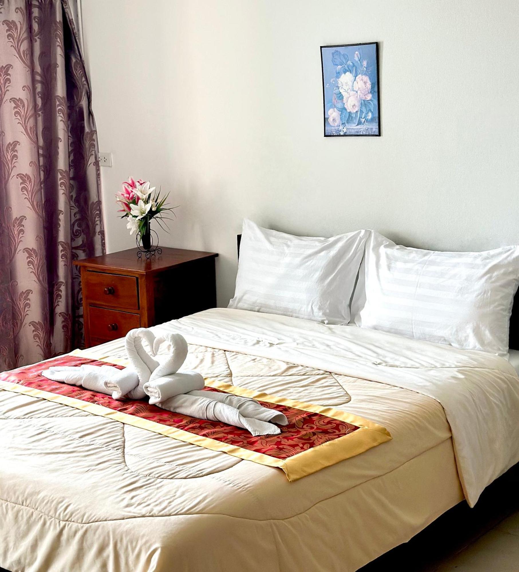 Rueangrat Hotel Ranong Eksteriør billede