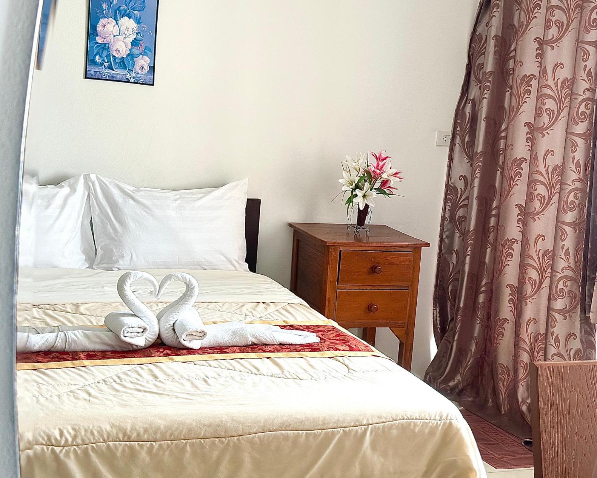 Rueangrat Hotel Ranong Eksteriør billede