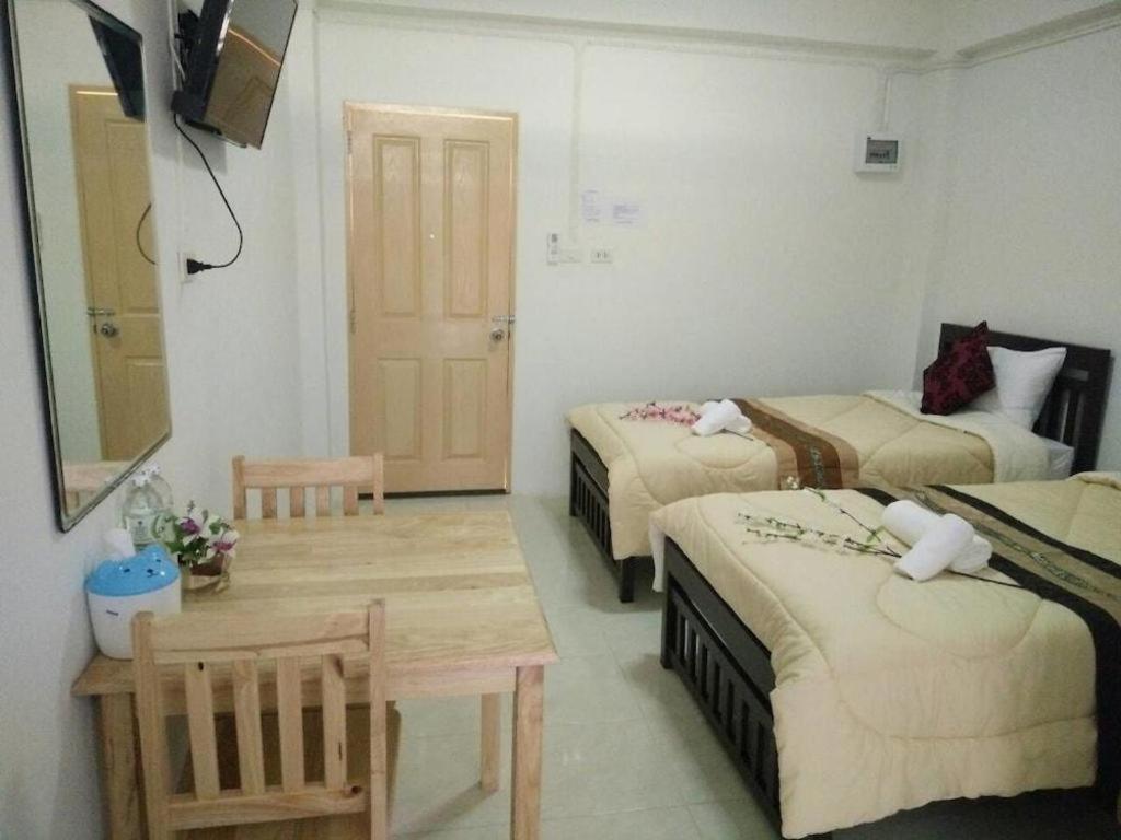 Rueangrat Hotel Ranong Eksteriør billede